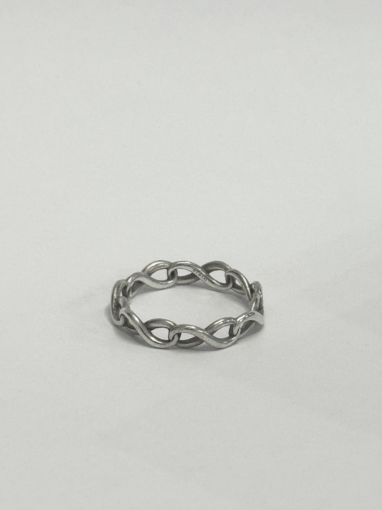 Anillo infinito Tiffany & Co.