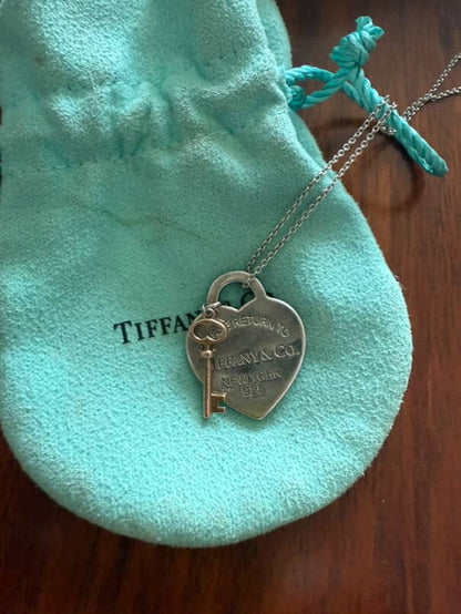 Collar Return to Tiffany key