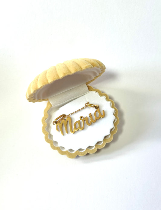 Collar nombre cursiva