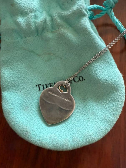 Collar Return to Tiffany key