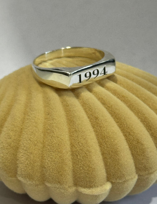 Anillo personalizado rectangular