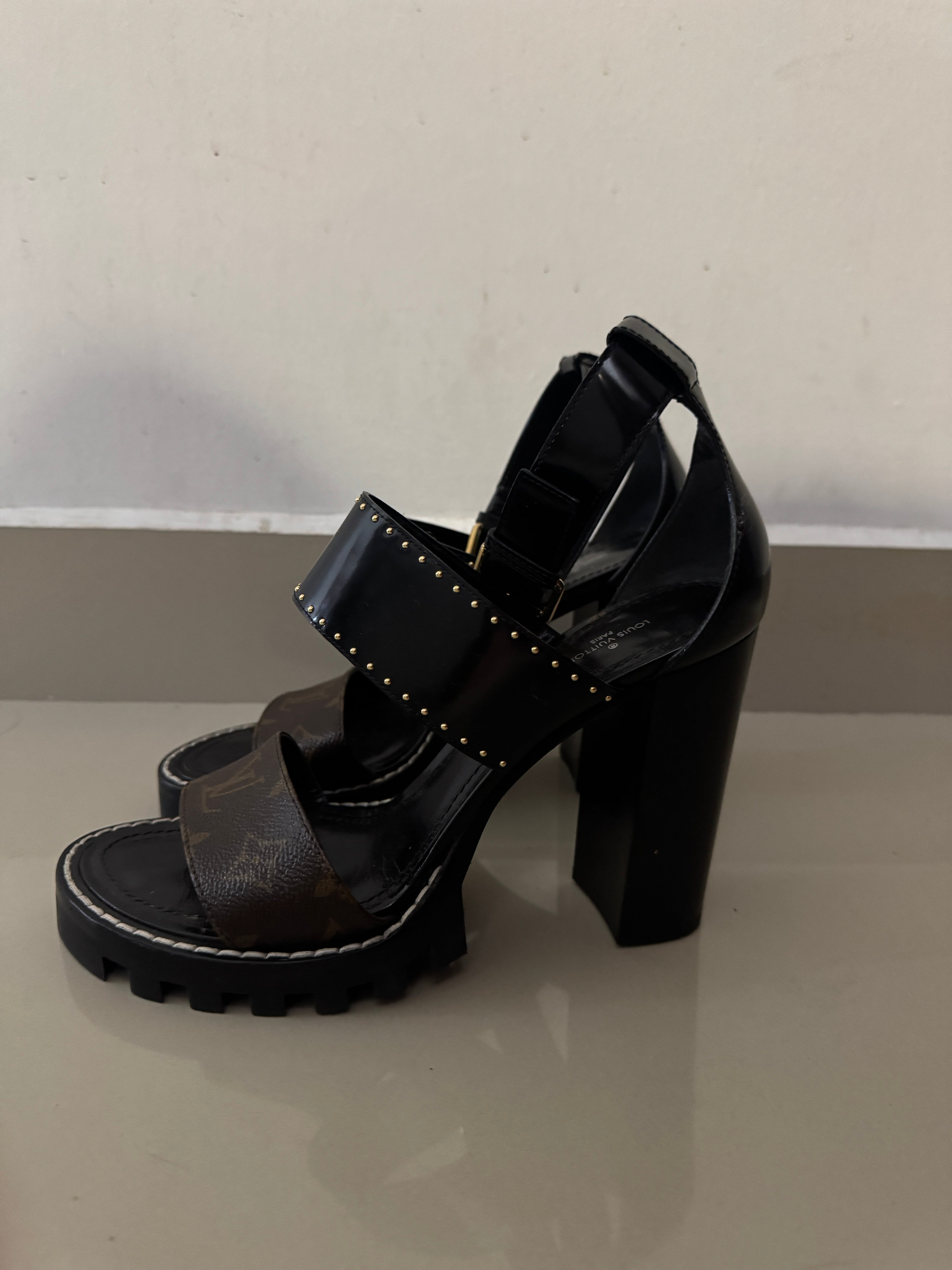 Tacones Louis Vuitton