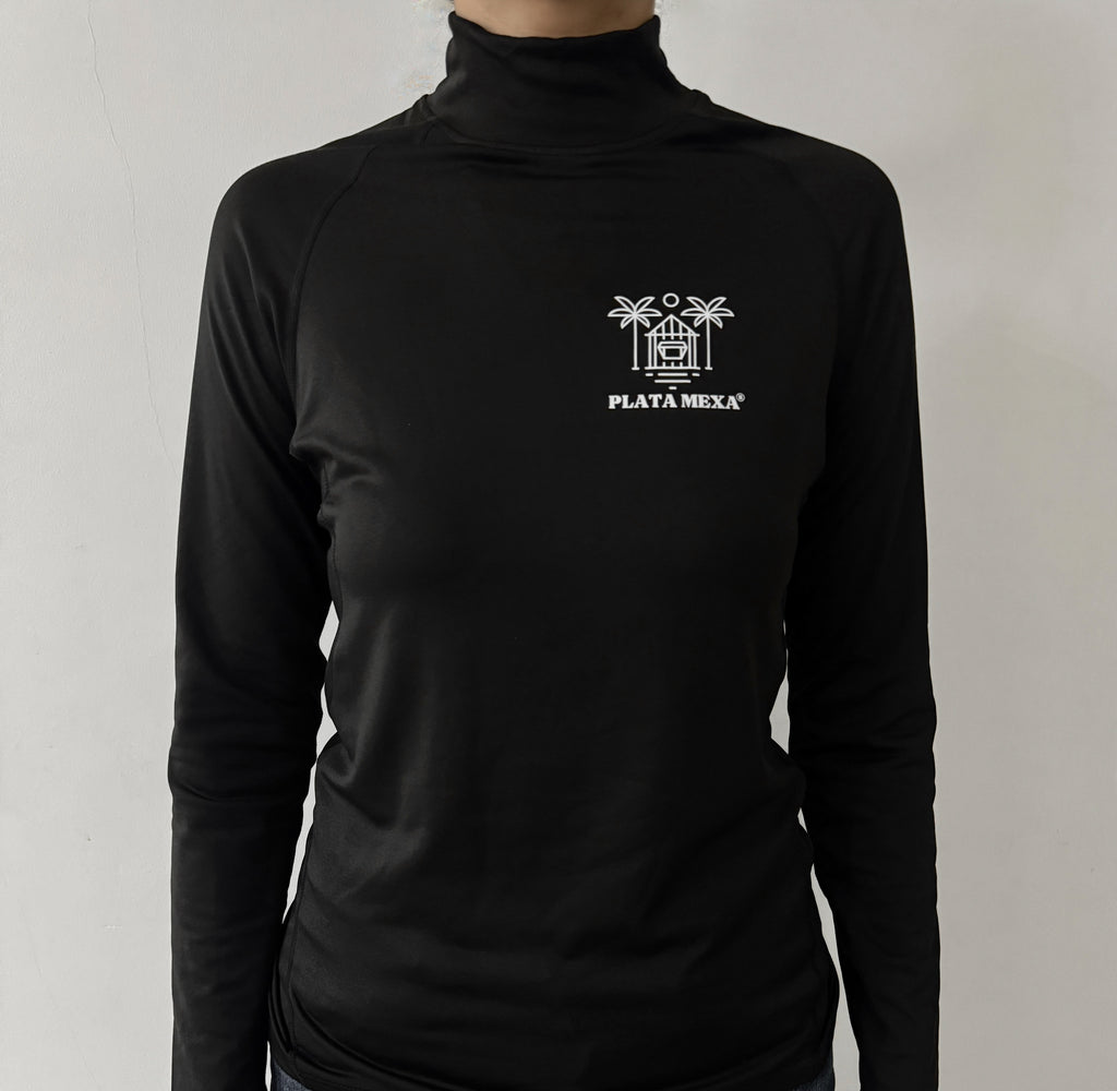 Playera manga larga cuello alto